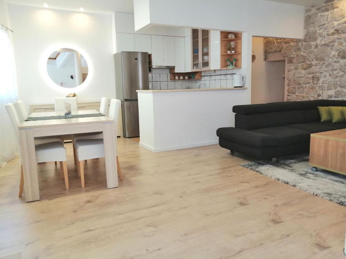 וודיצה Apartment Julija מראה חיצוני תמונה